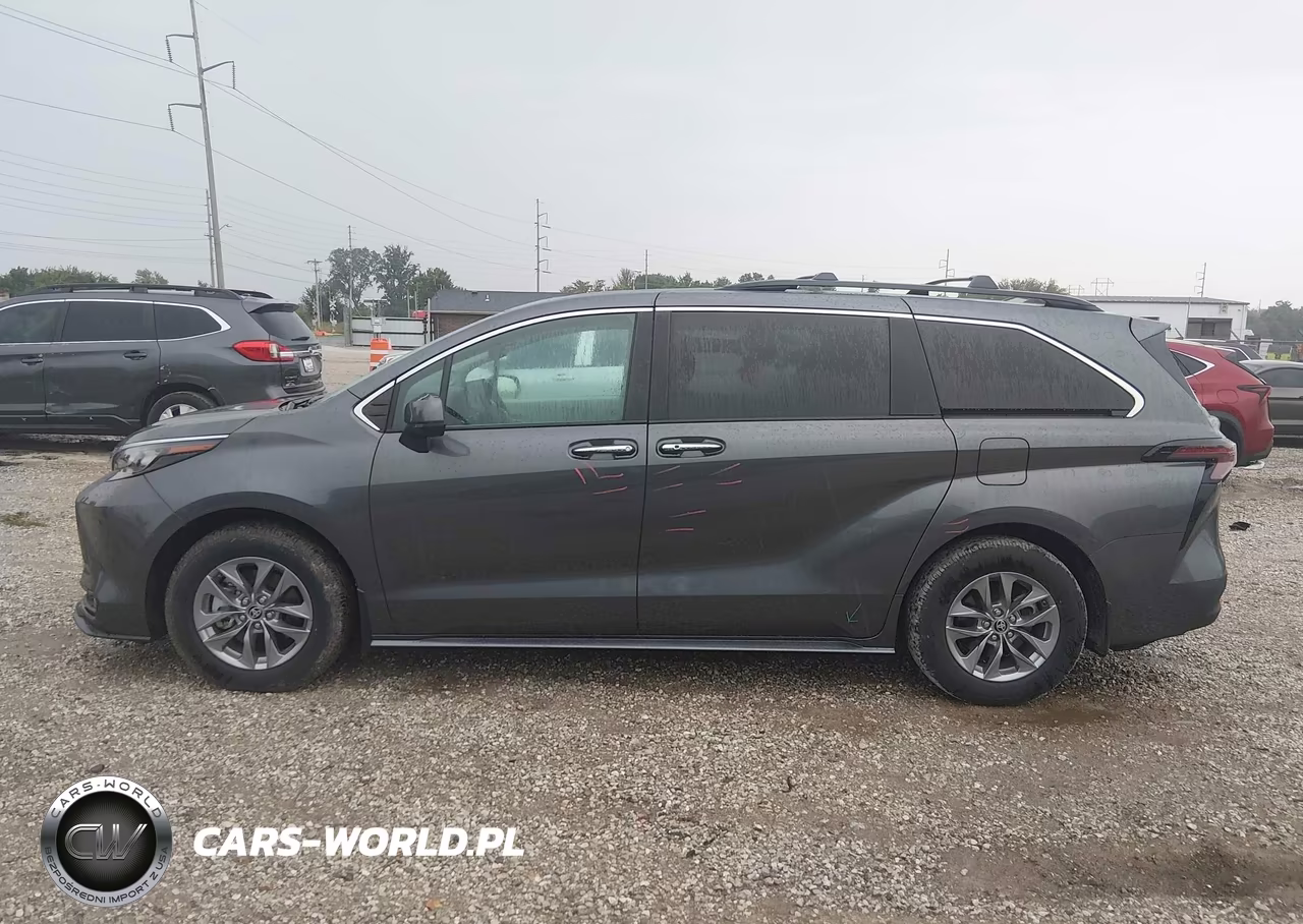 2025 Toyota Sienna Xle VIN:5TDJRKEC2SS248100 - 14