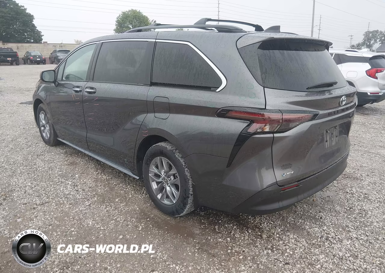 2025 Toyota Sienna Xle VIN:5TDJRKEC2SS248100 - 3