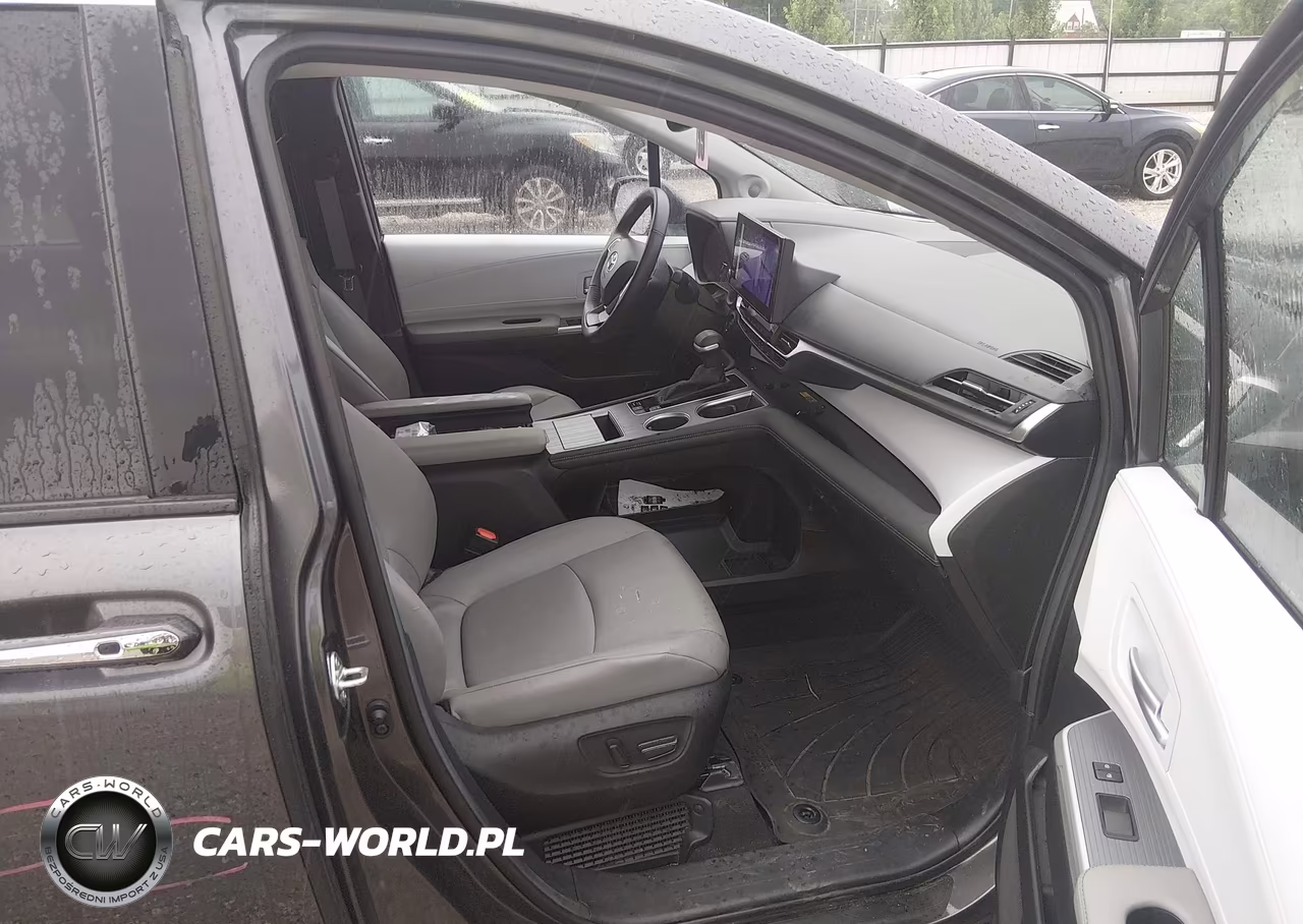 2025 Toyota Sienna Xle VIN:5TDJRKEC2SS248100 - 5