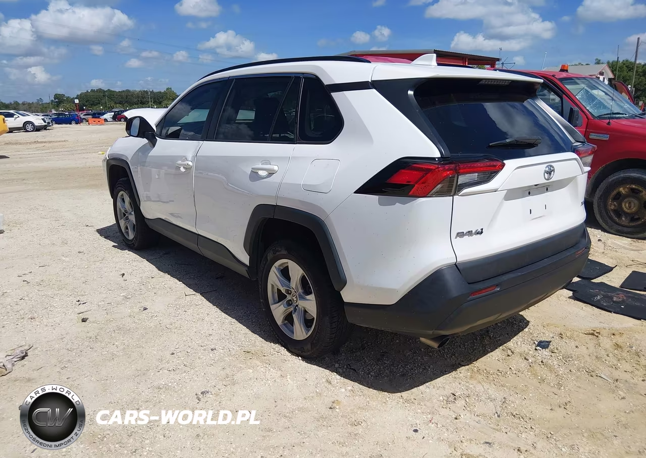 2021 Toyota Rav4 Xle VIN:2T3W1RFV2MW142950 - 3