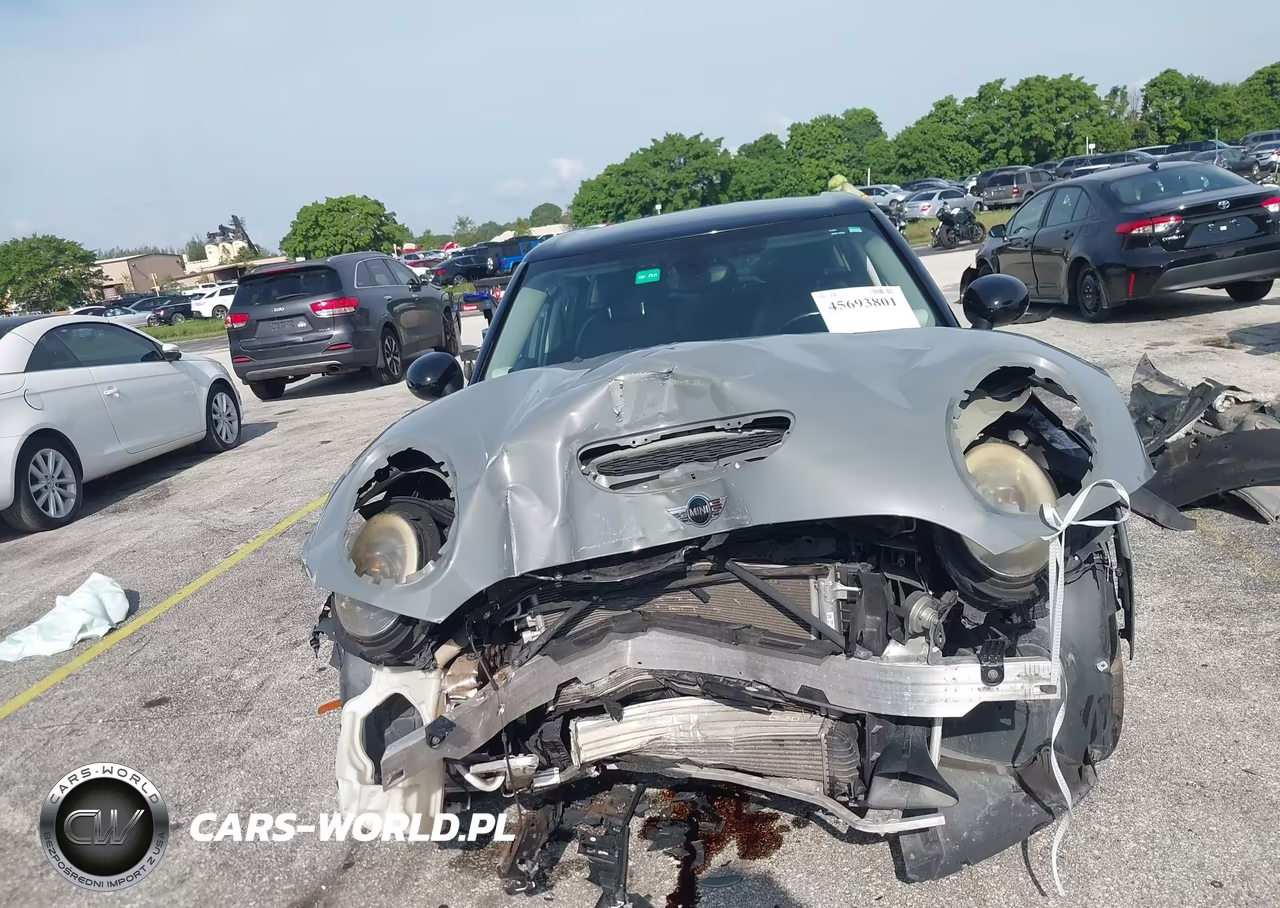 2016 Mini Clubman Cooper S VIN:WMWLN9C56G2E47831 - 6