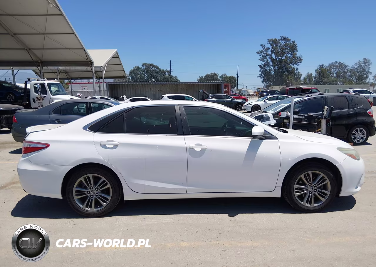 2016 Toyota Camry Se VIN:4T1BF1FK6GU538836 - 13