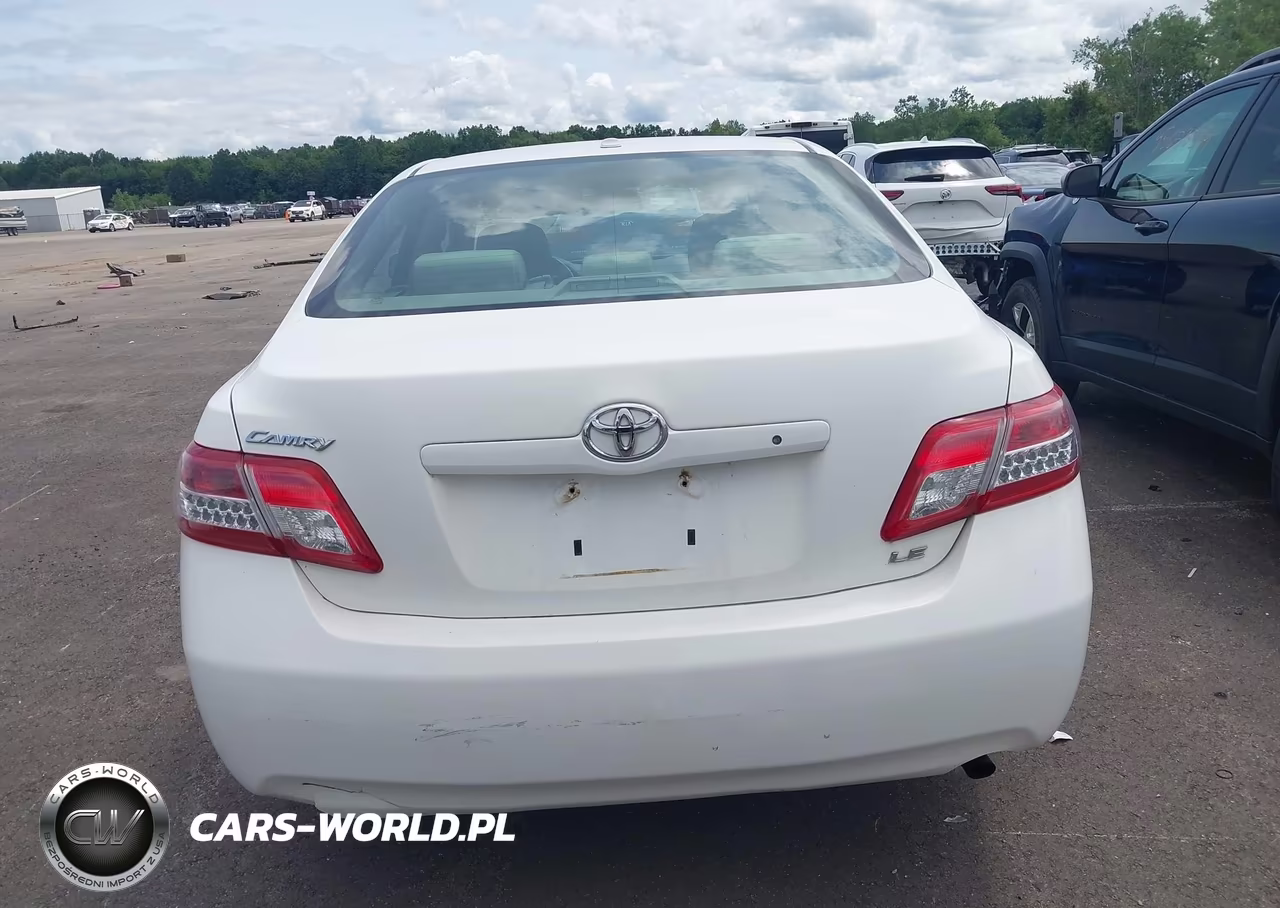 2011 Toyota Camry Le VIN:4T1BF3EKXBU648519 - 16