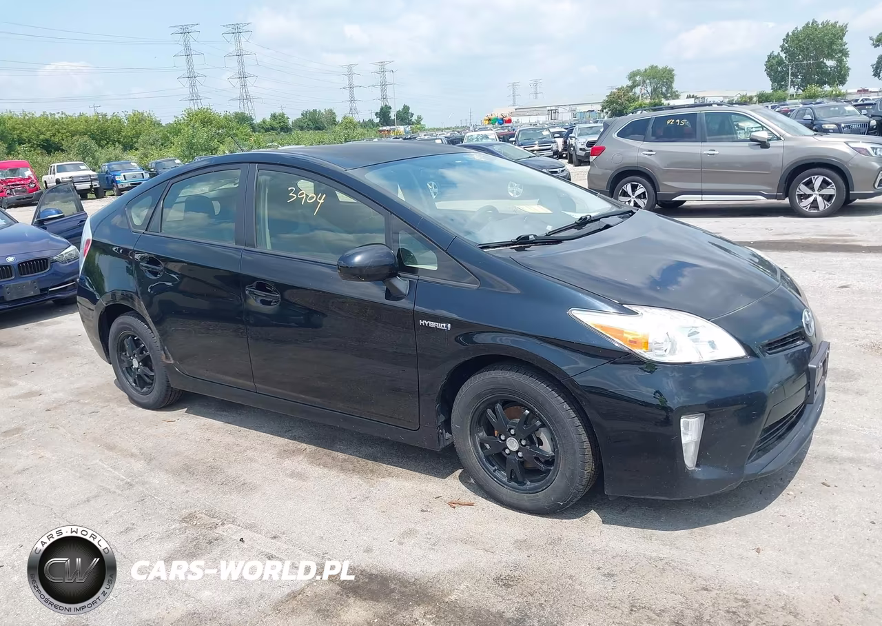 2014 Toyota Prius Two VIN:JTDKN3DU5E1798280 - 1