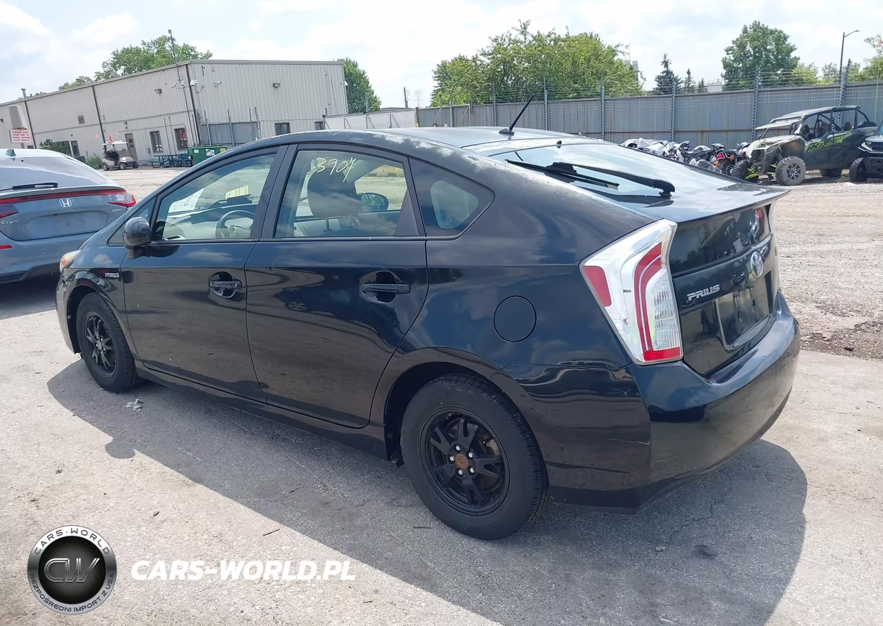 2014 Toyota Prius Two VIN:JTDKN3DU5E1798280 - 3