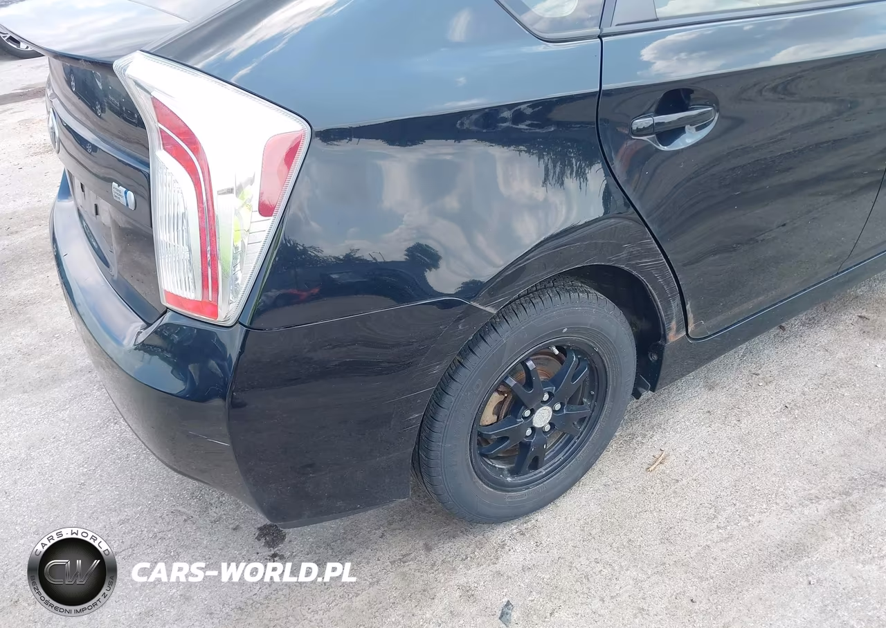 2014 Toyota Prius Two VIN:JTDKN3DU5E1798280 - 6