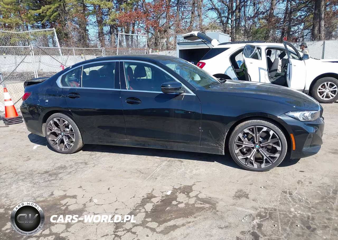 2025 BMW 330I xDrive VIN:3MW89CW00S8F08301 - 13
