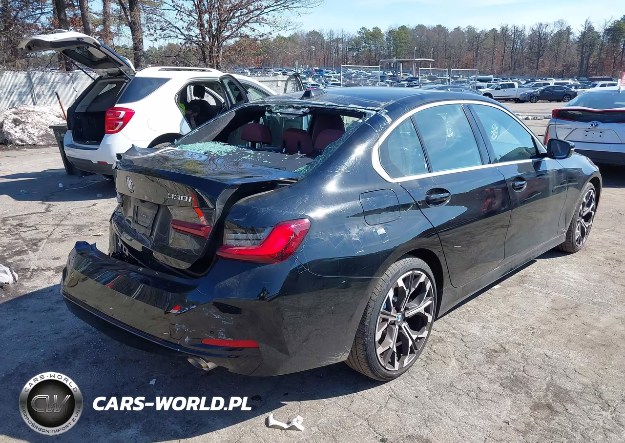 2025 BMW 330I xDrive VIN:3MW89CW00S8F08301 - 4