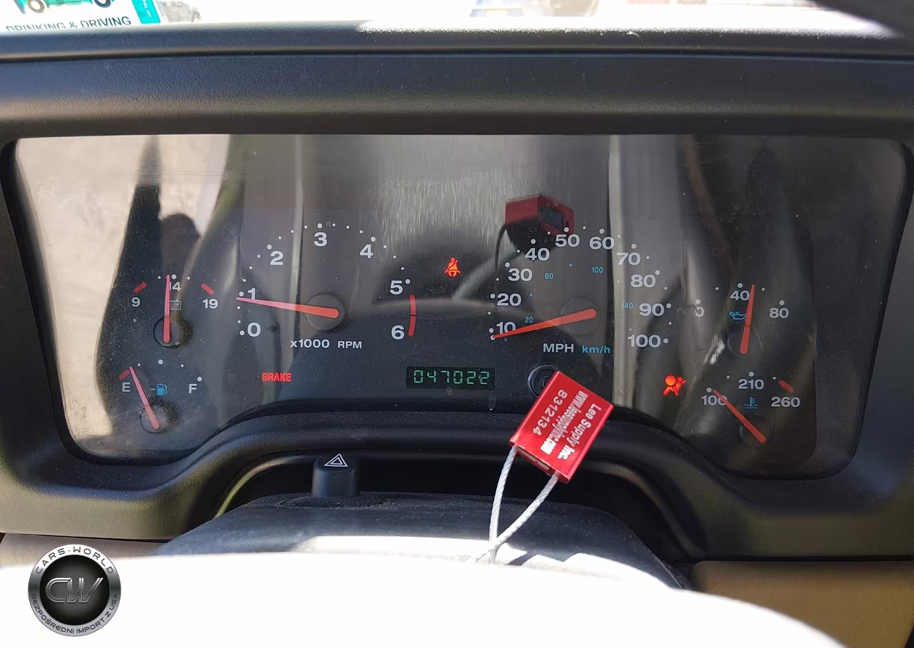 2002 Jeep Wrangler X VIN:1J4FA39S42P715932 - 7
