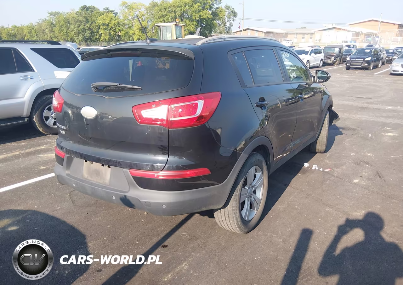 2013 Kia Sportage Lx VIN:KNDPB3A28D7510619 - 4