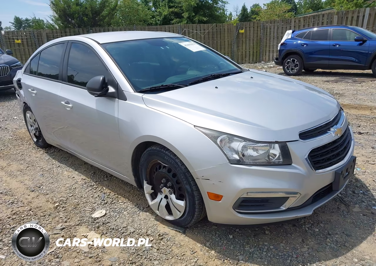 2015 Chevrolet Cruze Ls Auto – zdjęcie 1 z 11