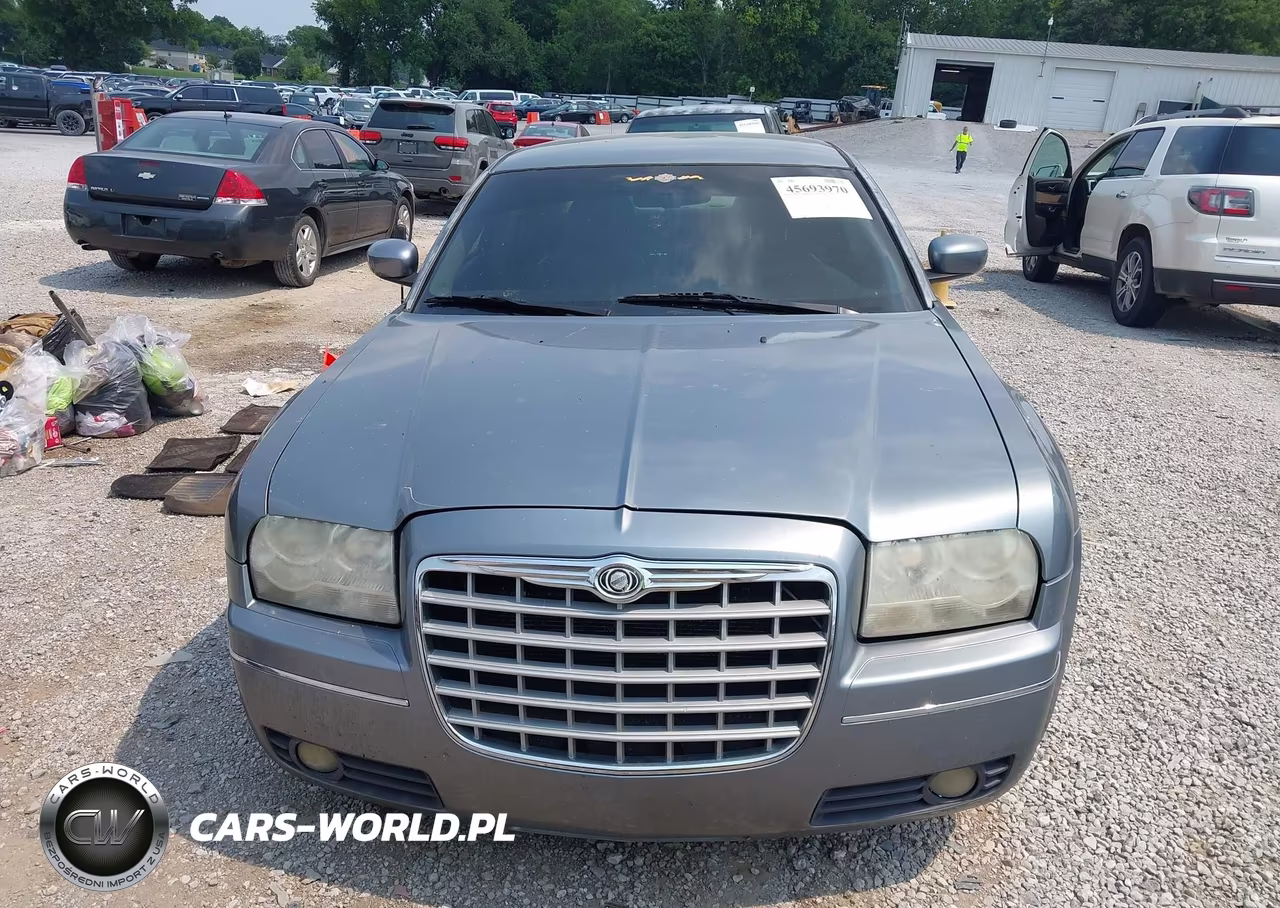 2007 Chrysler 300 Touring VIN:2C3KA53G77H759539 - 11