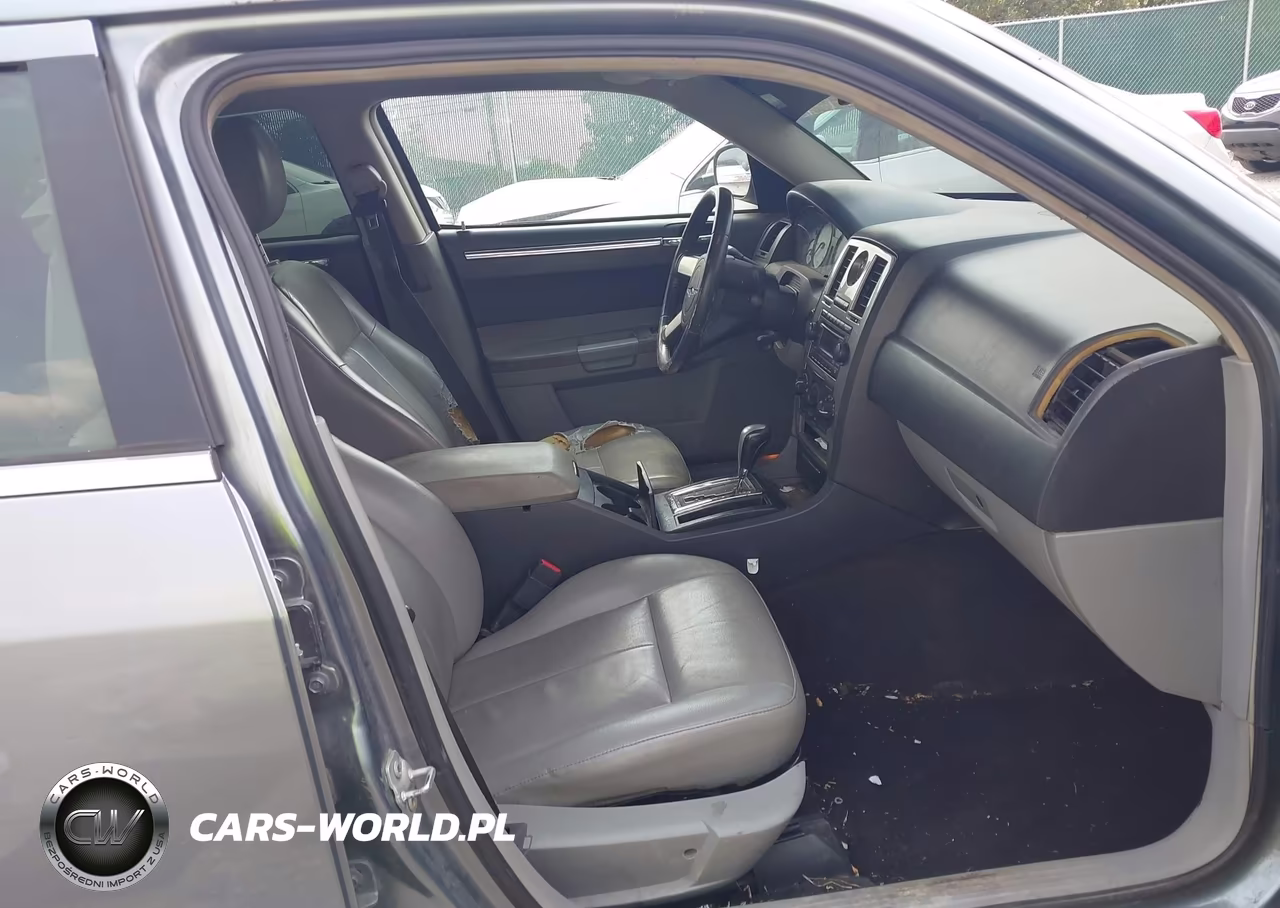 2007 Chrysler 300 Touring VIN:2C3KA53G77H759539 - 5