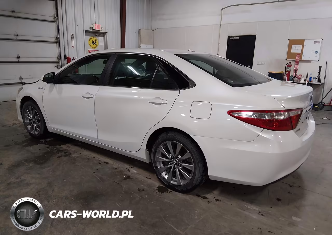2016 Toyota Camry Hybrid Xle VIN:4T1BD1FK5GU196978 - 3