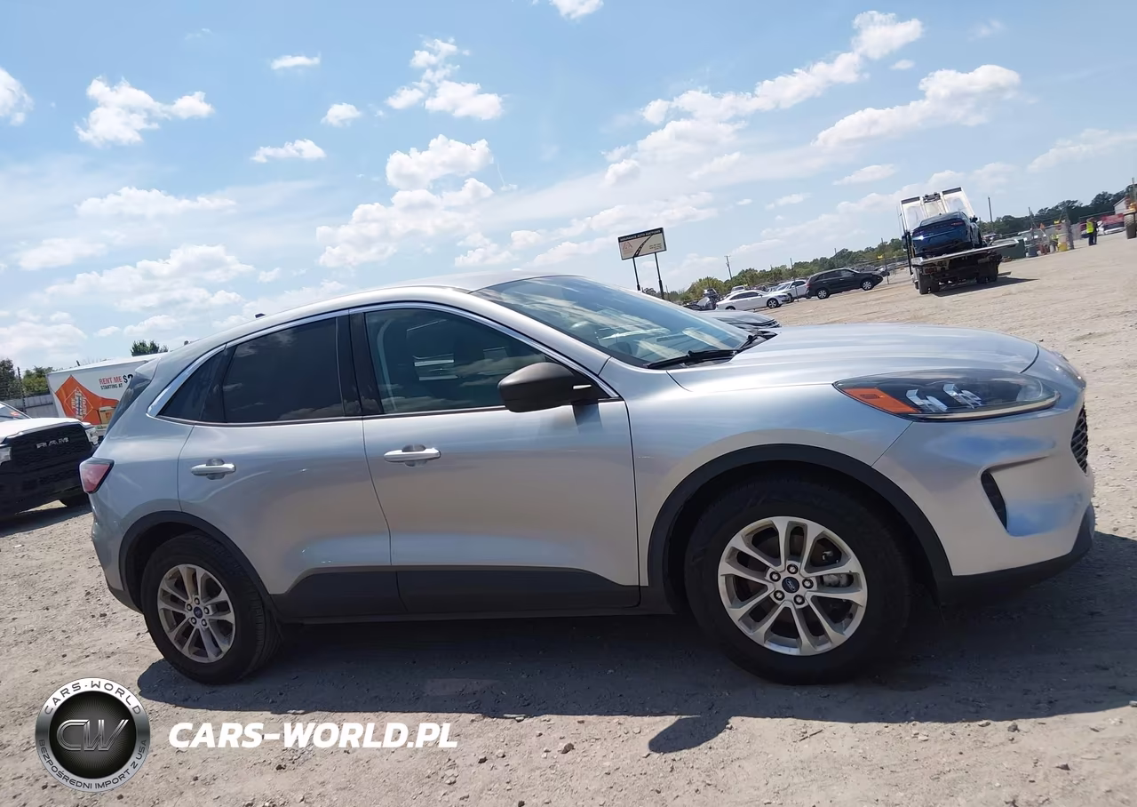 2022 Ford Escape Se VIN:1FMCU0G61NUB09090 - 13