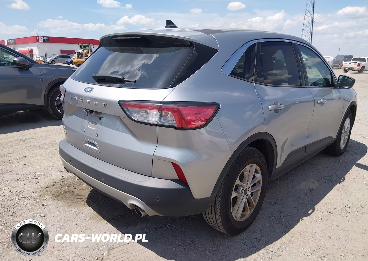 2022 Ford Escape Se VIN:1FMCU0G61NUB09090 - 4