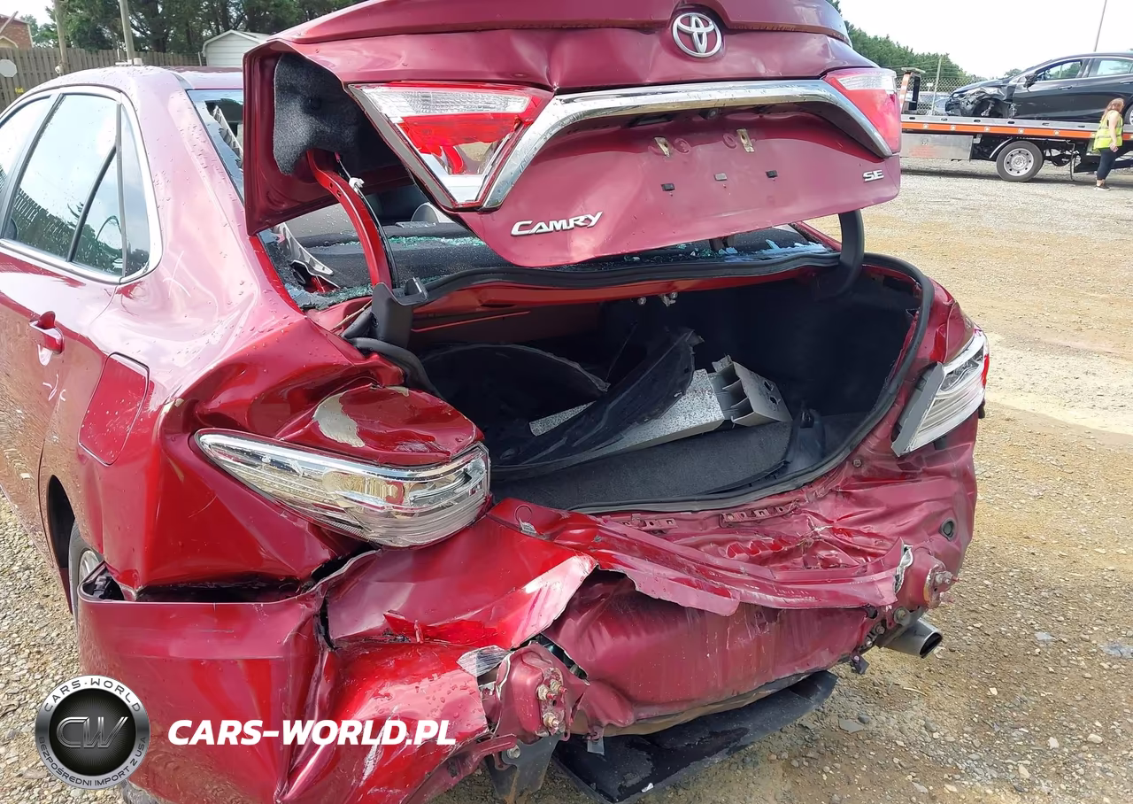 2015 Toyota Camry Se VIN:4T1BF1FK3FU945141 - 18