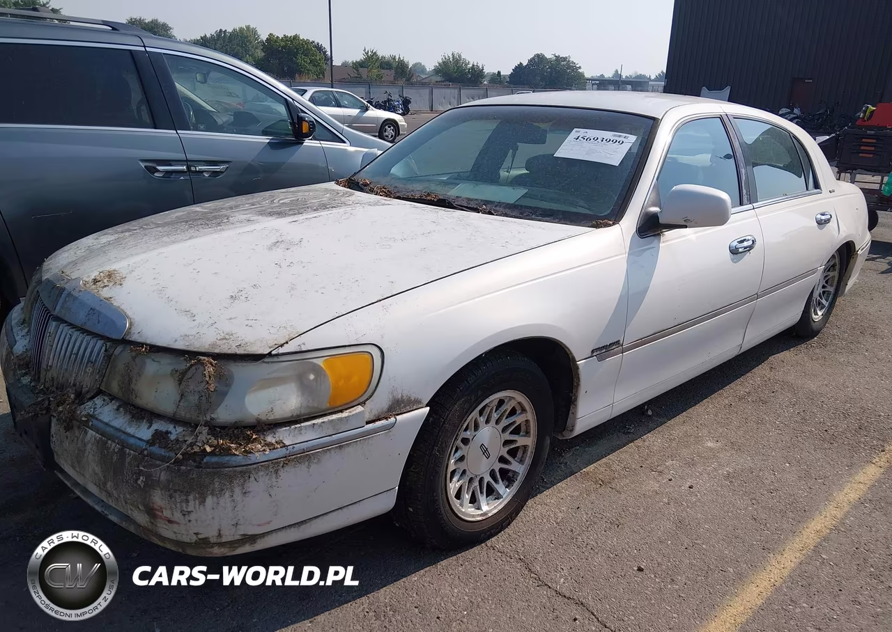1998 Lincoln Town Car Signature VIN:1LNFM82W3WY676298 - 2