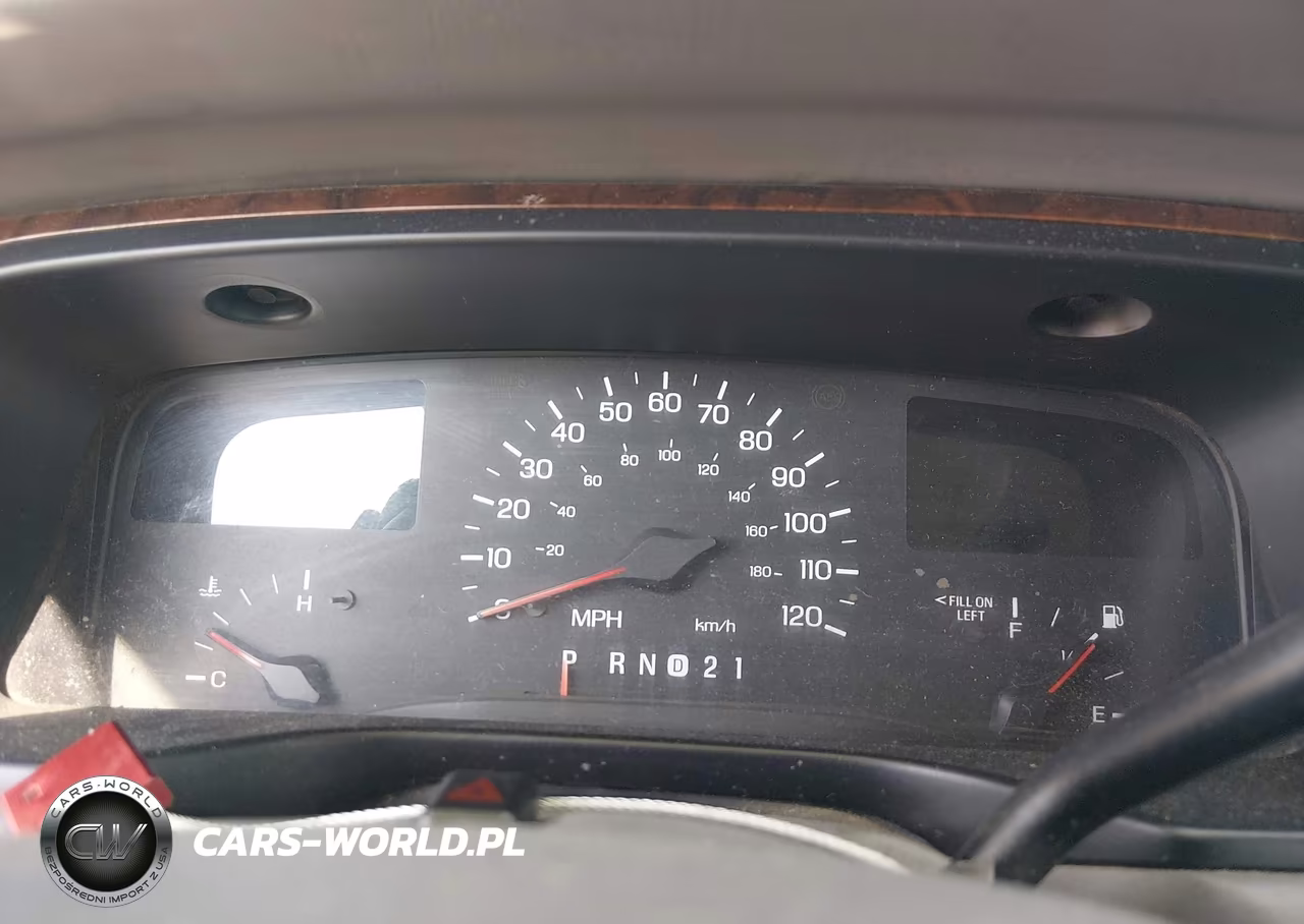 1998 Lincoln Town Car Signature VIN:1LNFM82W3WY676298 - 7