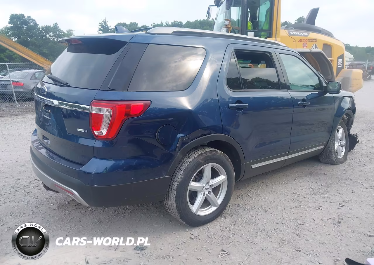 2016 Ford Explorer Xlt VIN:1FM5K8DH1GGC82774 - 4