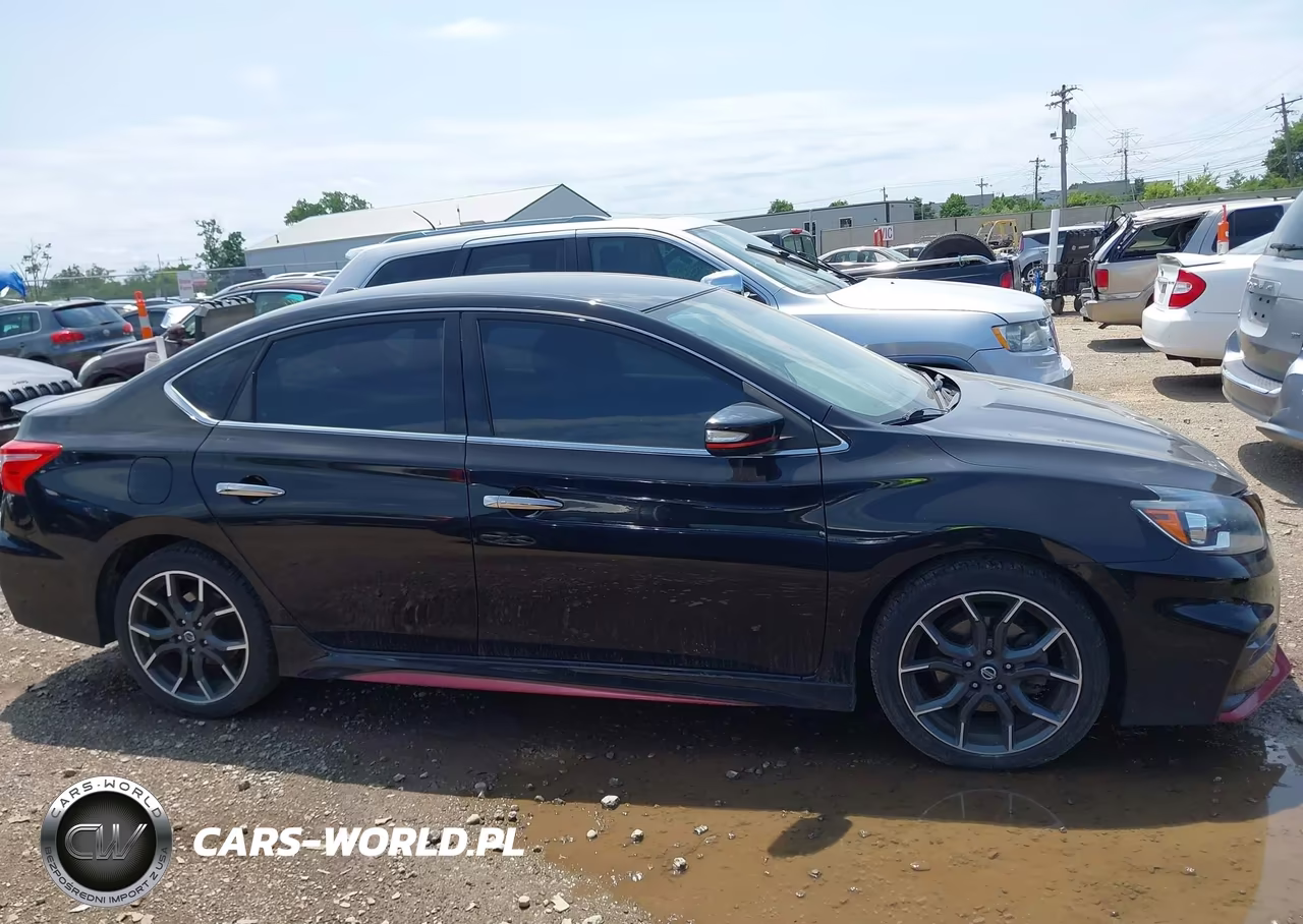 2018 Nissan Sentra Nismo VIN:3N1CB7AP8JY254982 - 13