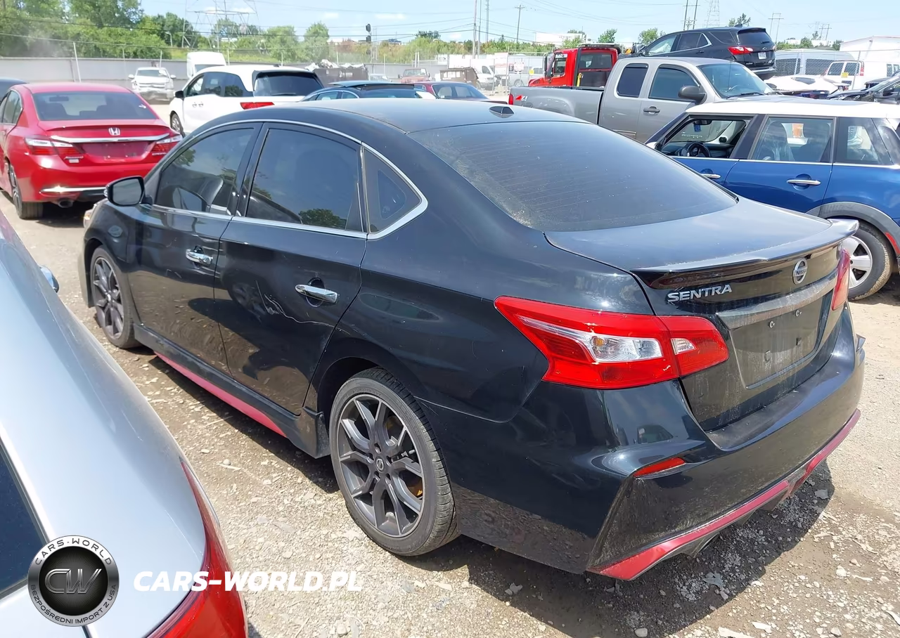 2018 Nissan Sentra Nismo VIN:3N1CB7AP8JY254982 - 3