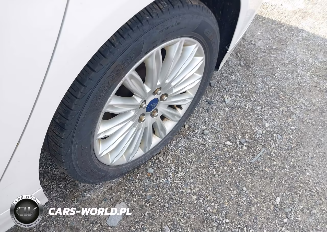 2014 Ford Fusion Energi Titanium VIN:3FA6P0SU2ER395155 - 12