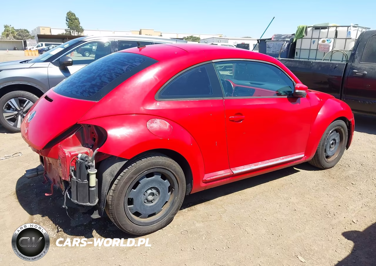 2012 Volkswagen Beetle 2.5L VIN:3VWJP7AT1CM602132 - 4