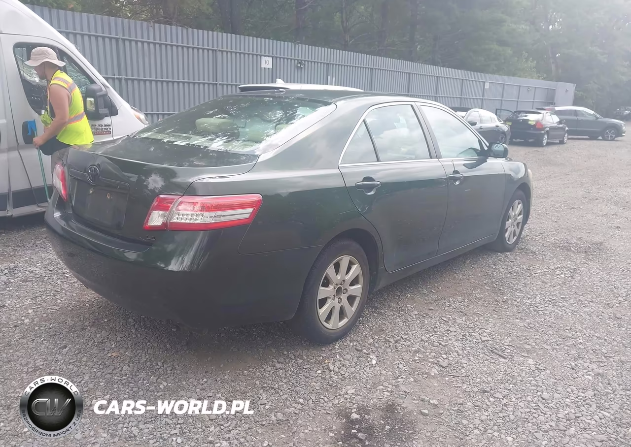 2010 Toyota Camry Le VIN:4T1BF3EK7AU573468 - 4