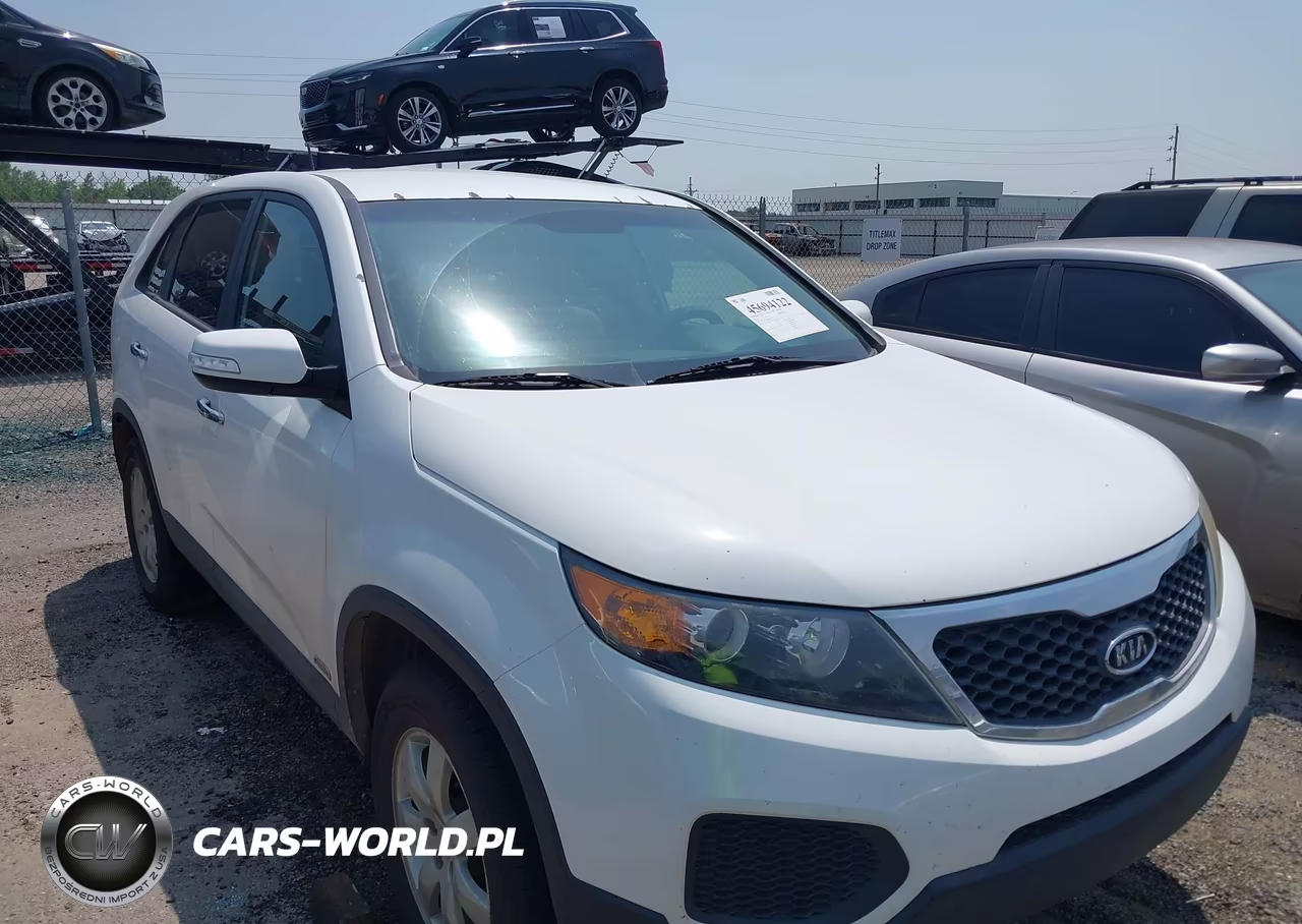 2011 Kia Sorento Lx VIN:5XYKTCA10BG011747 - 6