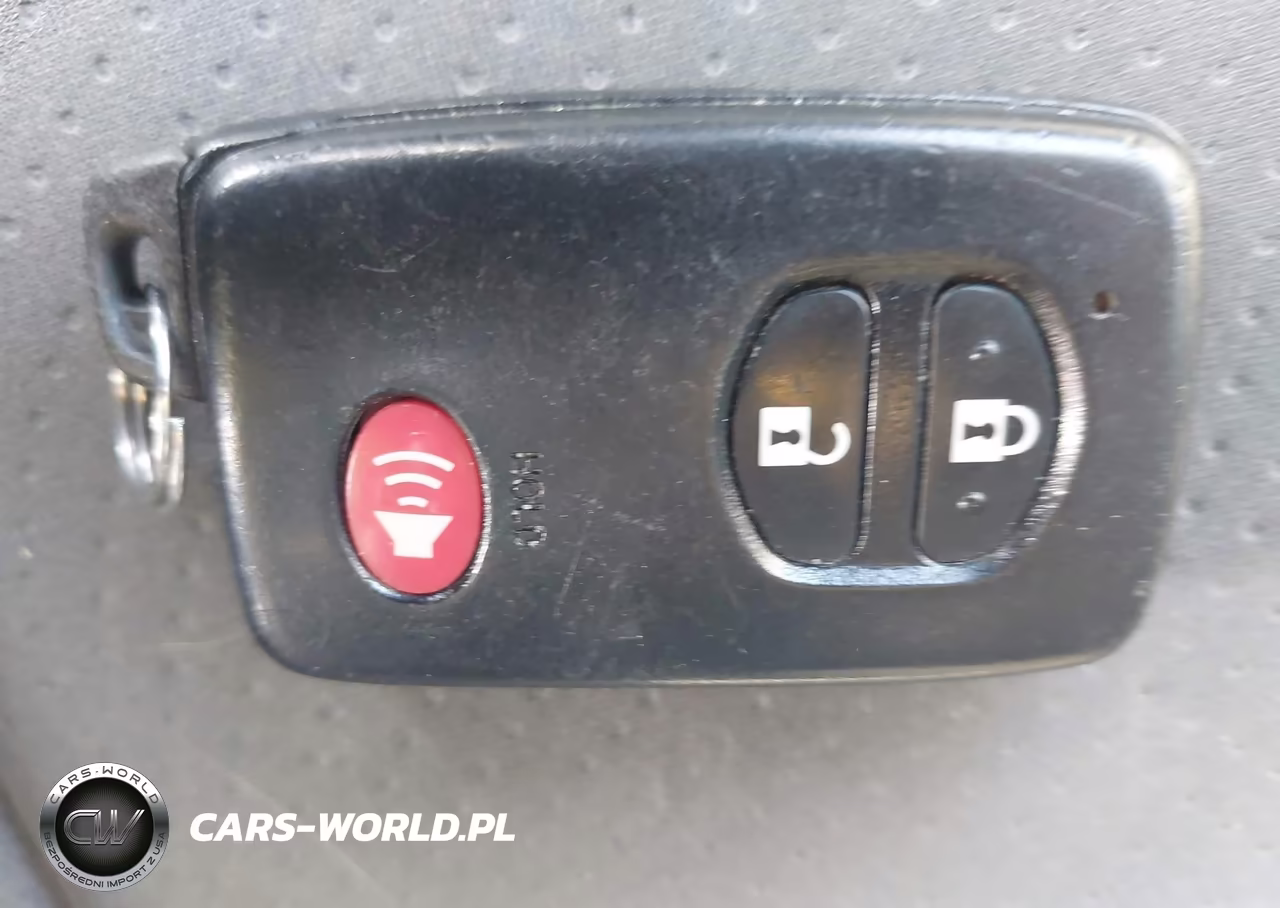 2012 Toyota Prius Two VIN:JTDKN3DU8C0334970 - 11