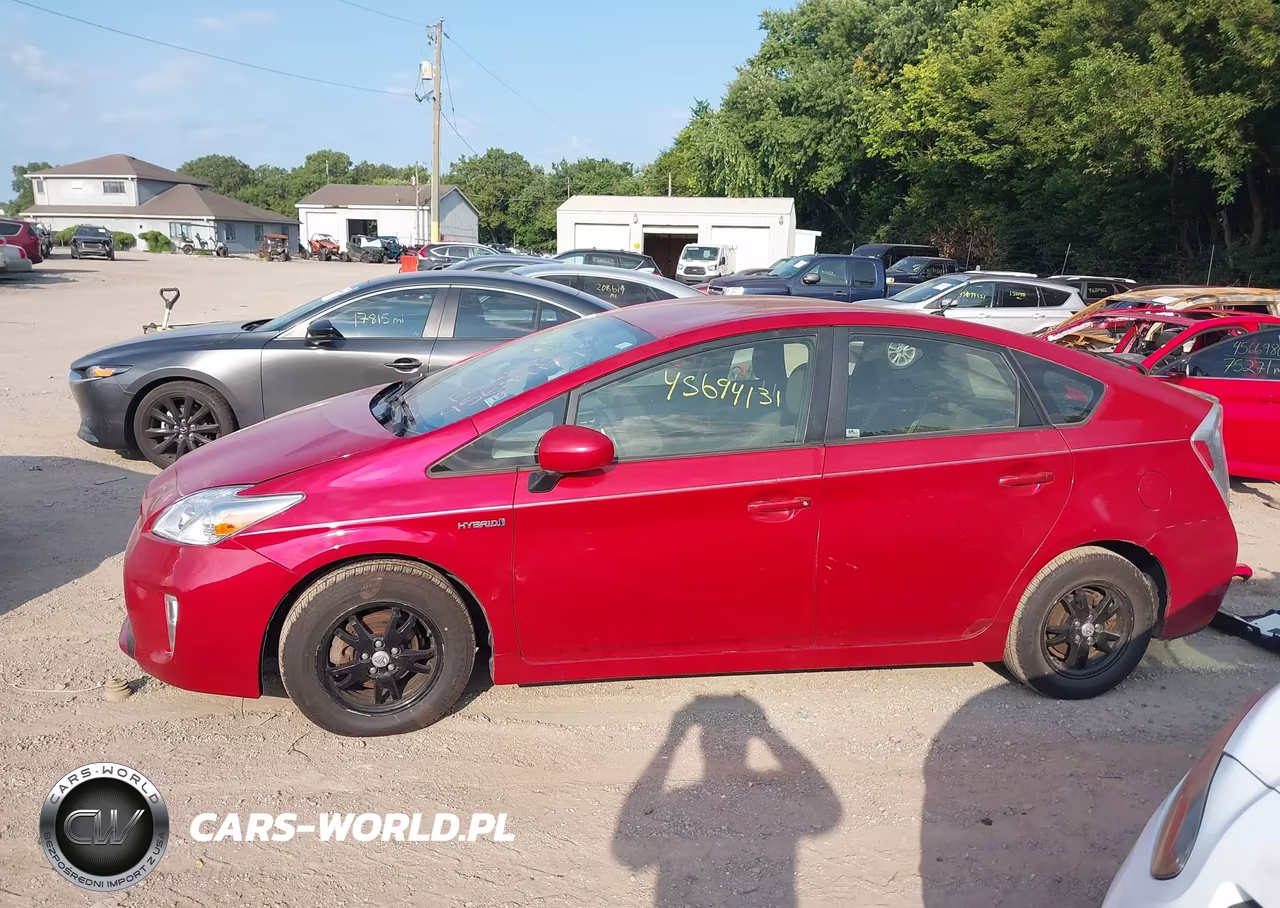 2012 Toyota Prius Two VIN:JTDKN3DU8C0334970 - 14