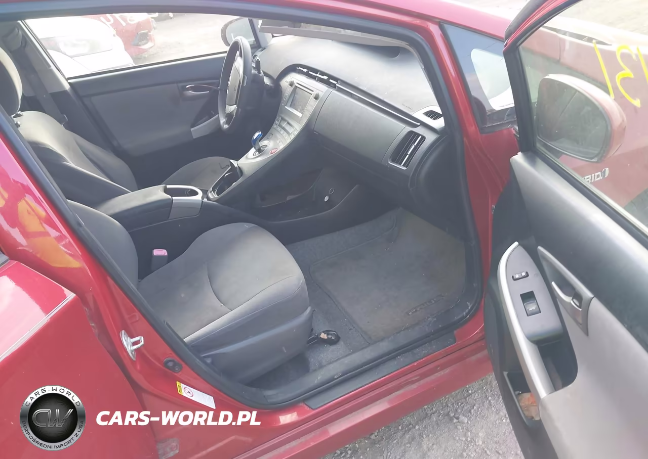2012 Toyota Prius Two VIN:JTDKN3DU8C0334970 - 5
