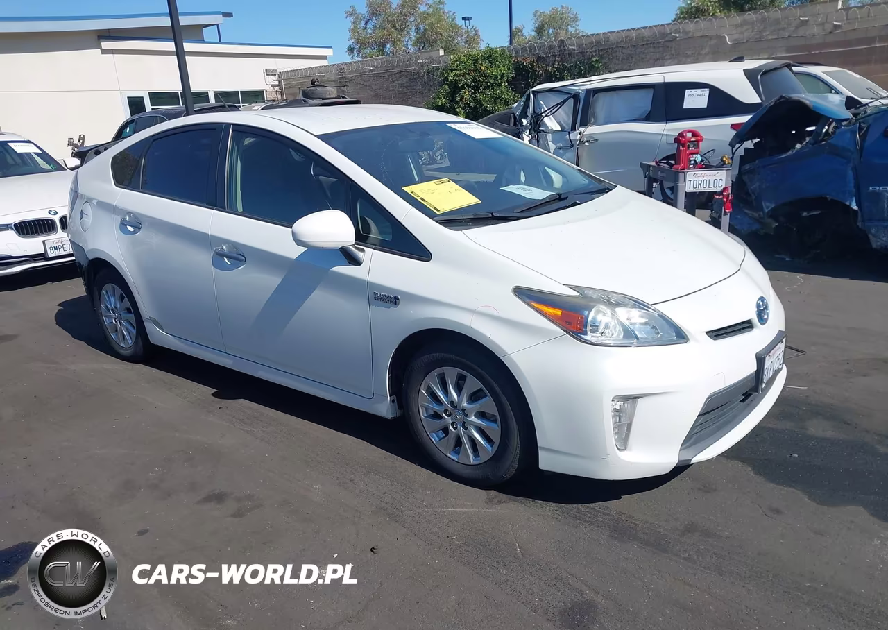 2012 Toyota Prius Plug-In – zdjęcie 1 z 17
