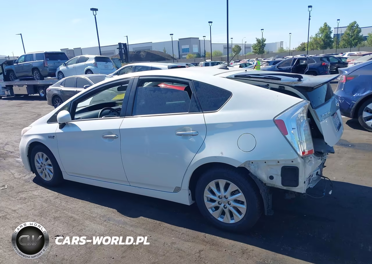 2012 Toyota Prius Plug-In VIN:JTDKN3DP0C3013658 - 15