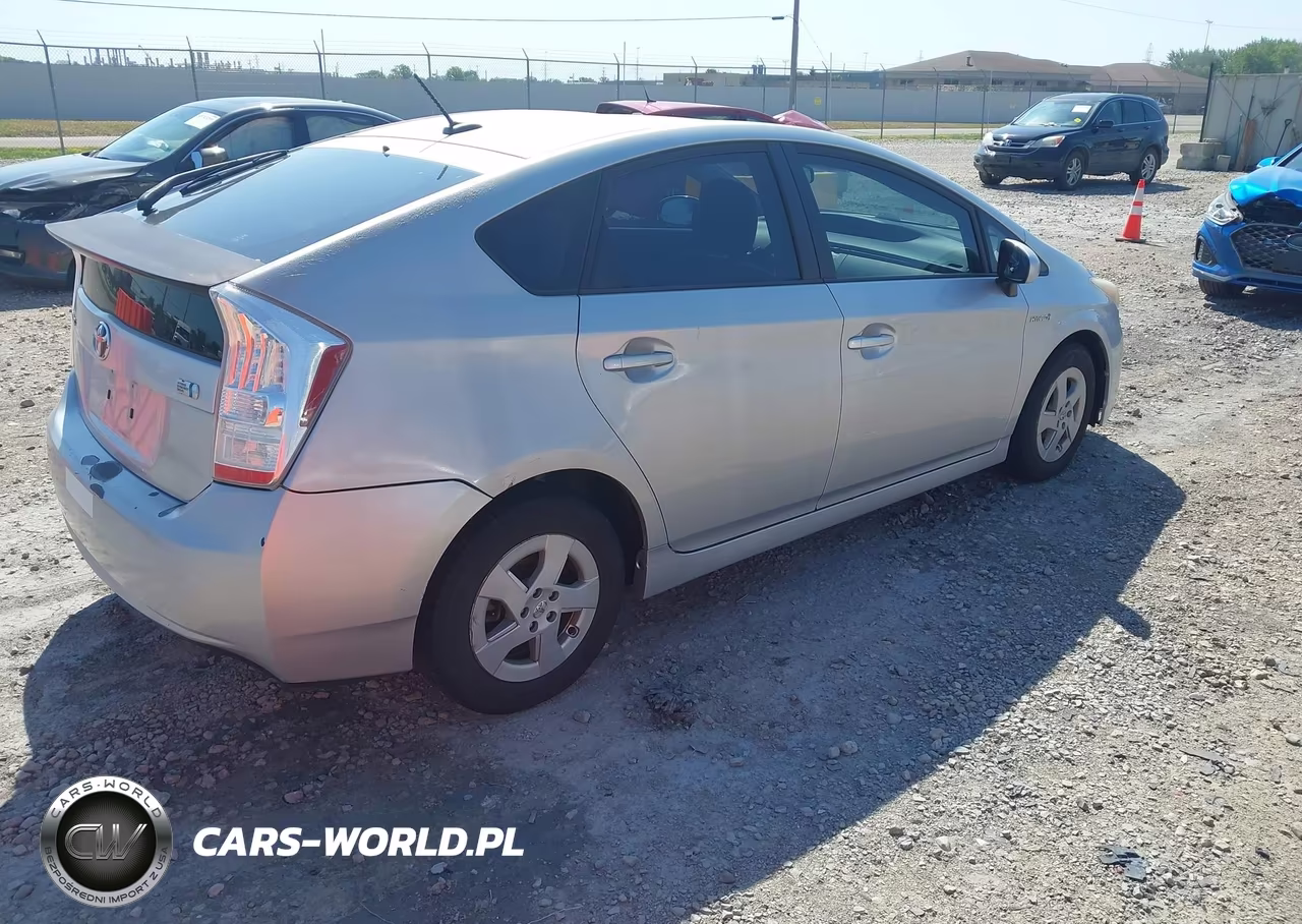 2010 Toyota Prius Ii VIN:JTDKN3DU6A0204618 - 4