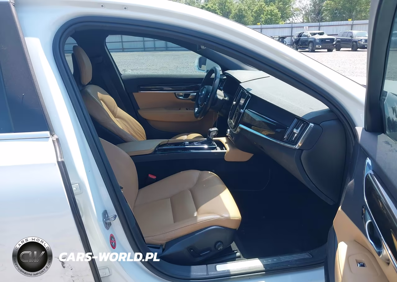 2018 Volvo S90 T5 Momentum VIN:LVY102AKXJP048994 - 5