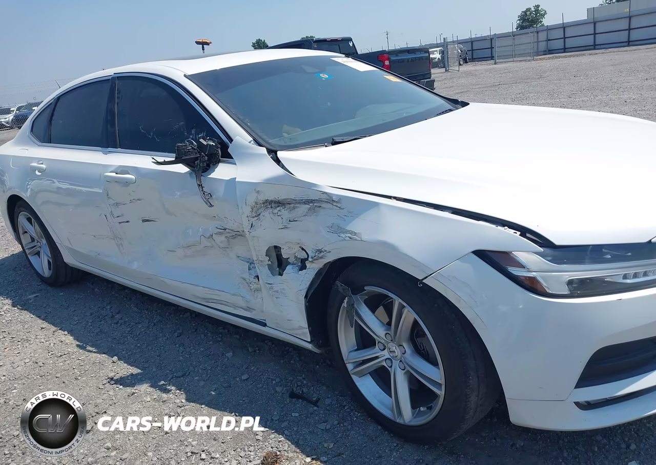 2018 Volvo S90 T5 Momentum VIN:LVY102AKXJP048994 - 6