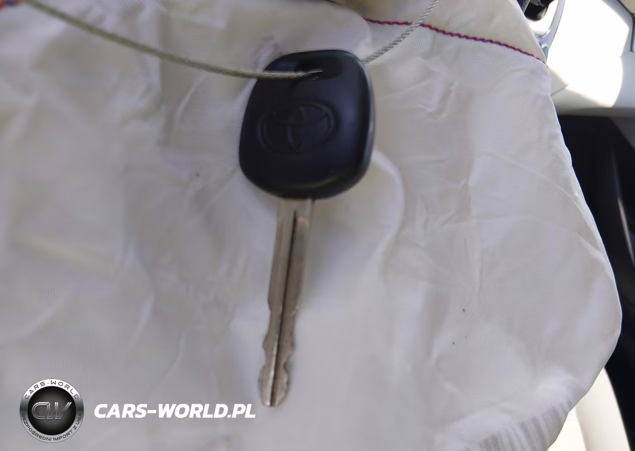2021 Toyota Corolla L VIN:5YFDPMAE5MP163690 - 11