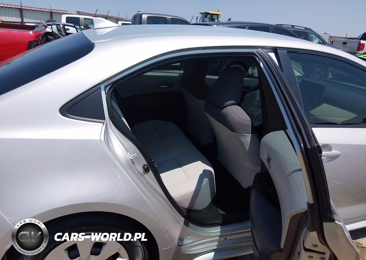 2021 Toyota Corolla L VIN:5YFDPMAE5MP163690 - 8