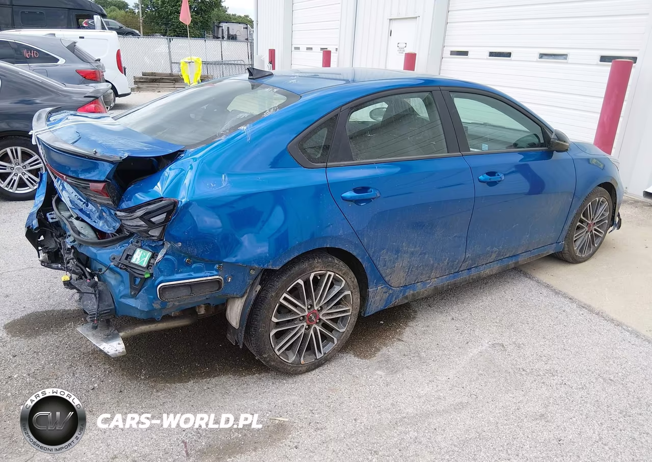 2023 Kia Forte Gt VIN:3KPF44AC9PE548367 - 4