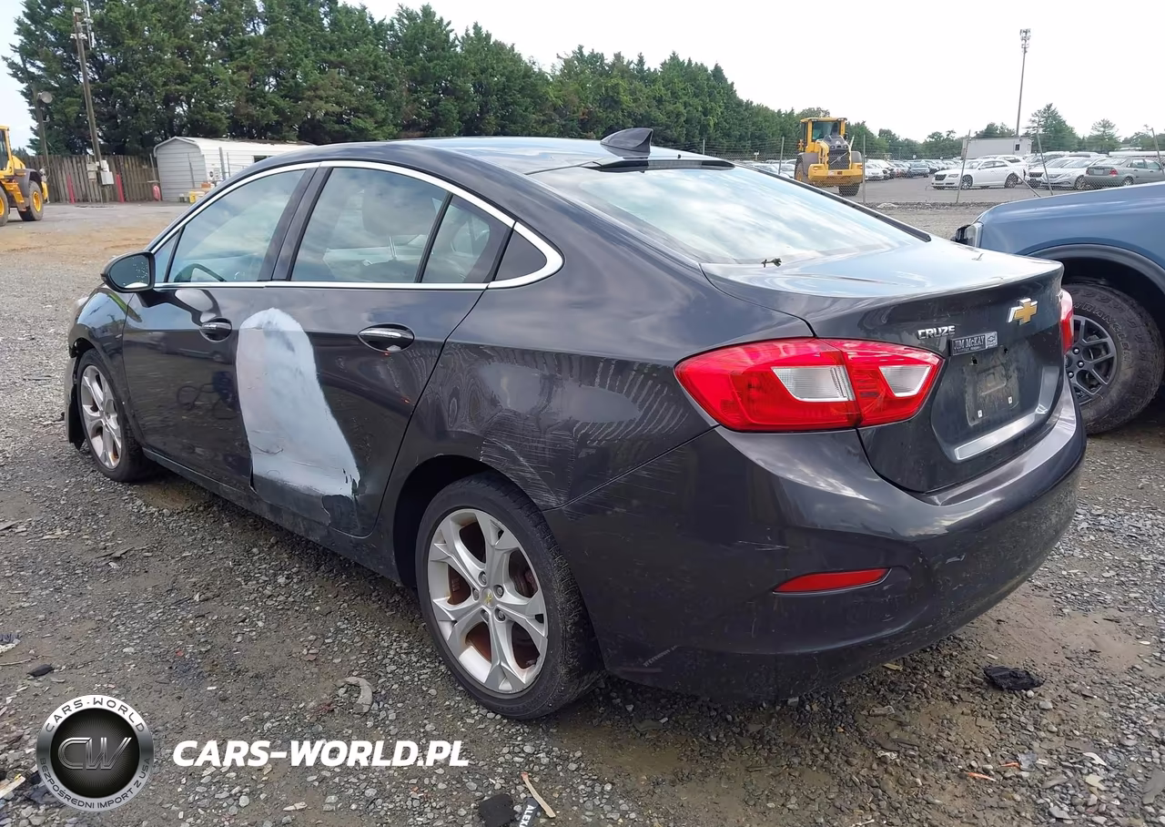 2017 Chevrolet Cruze Premier Auto VIN:1G1BF5SM4H7181006 - 3