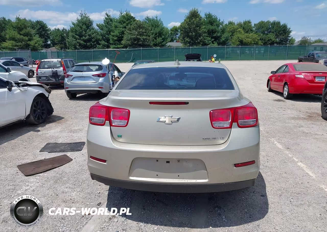 2015 Chevrolet Malibu 2Lt VIN:1G11D5SL5FF233268 - 16