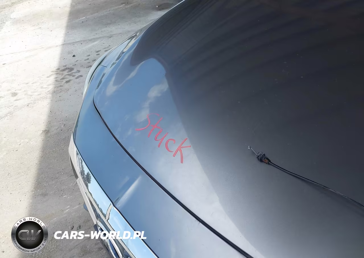 2017 Infiniti Q60 3.0T Premium VIN:JN1EV7EK5HM360947 - 10