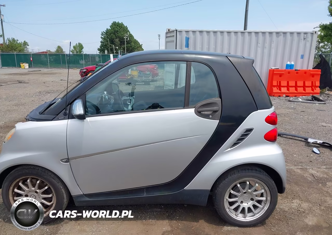 2011 Smart Fortwo Passion-Pure VIN:WMEEJ3BA4BK439964 - 15