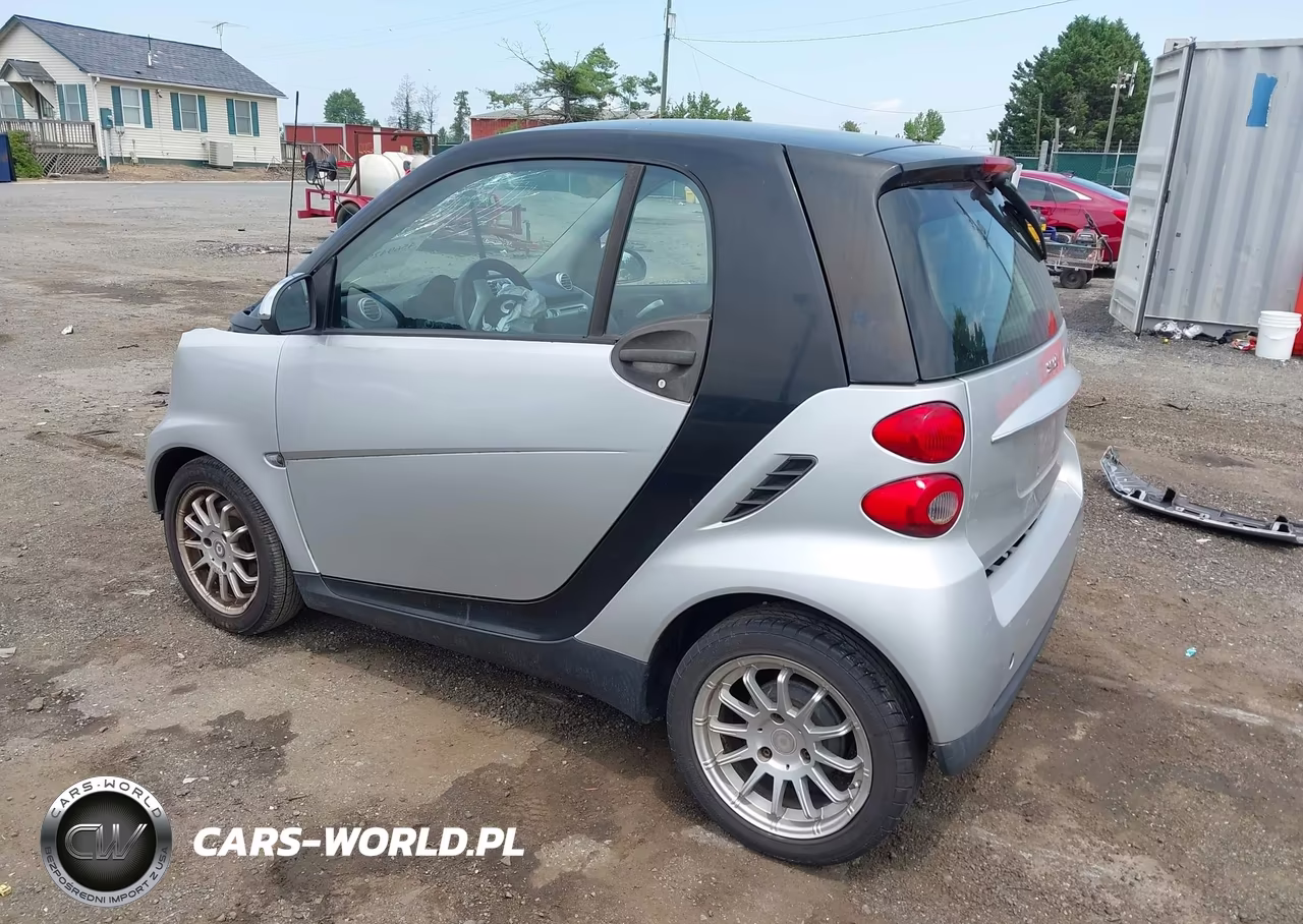 2011 Smart Fortwo Passion-Pure VIN:WMEEJ3BA4BK439964 - 3