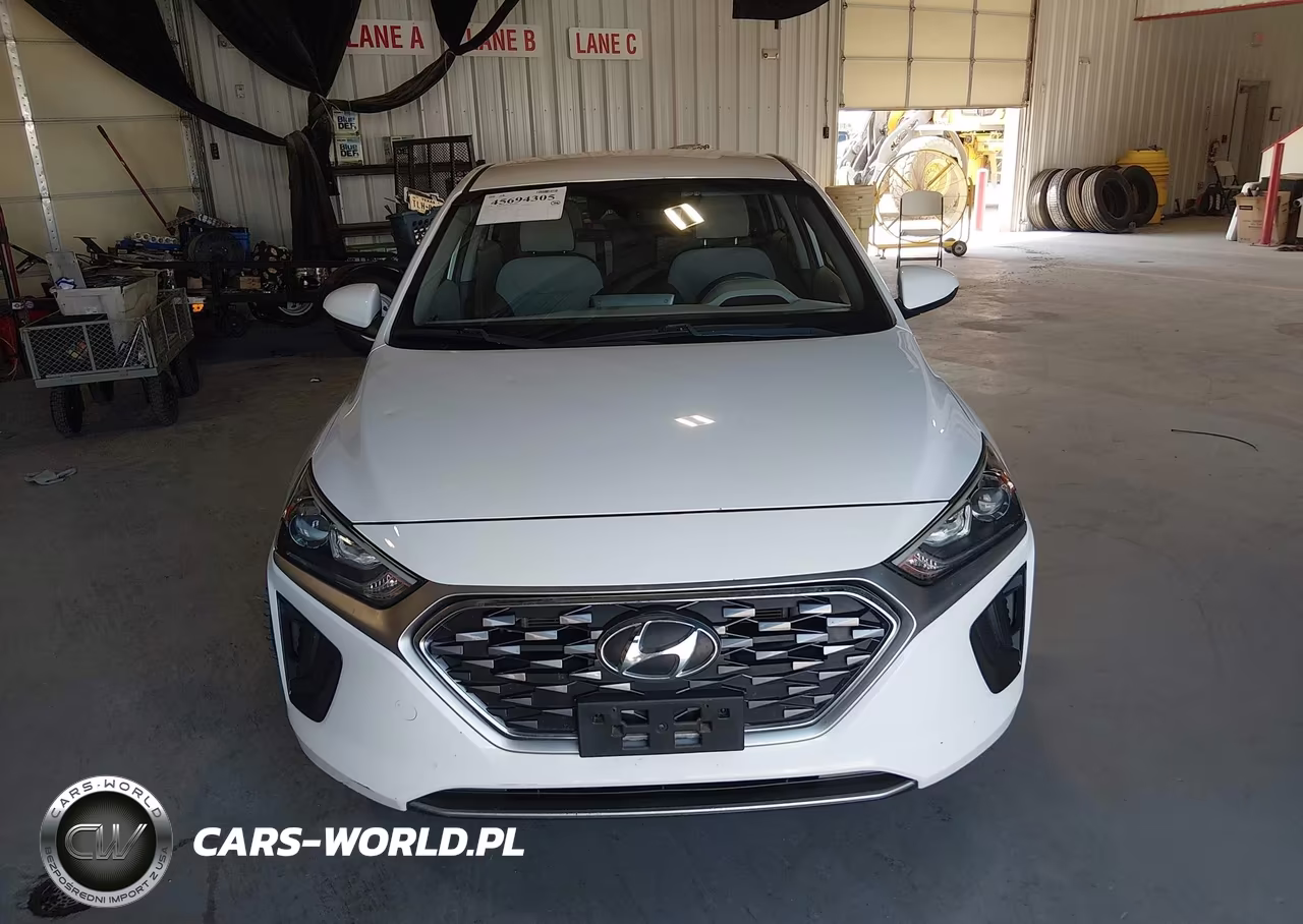 2020 Hyundai Ioniq Hybrid Blue VIN:KMHC65LC8LU220283 - 12