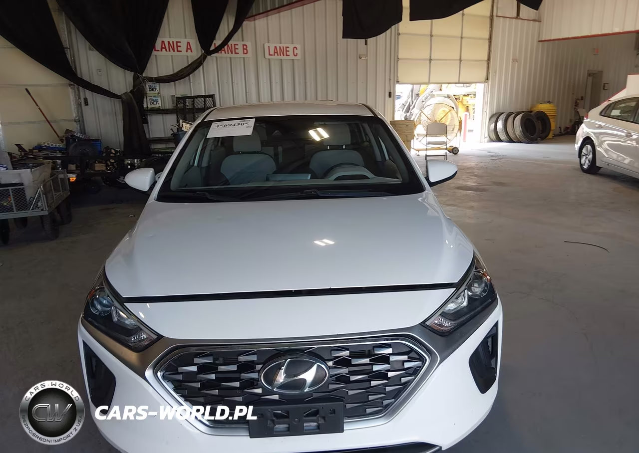 2020 Hyundai Ioniq Hybrid Blue VIN:KMHC65LC8LU220283 - 6