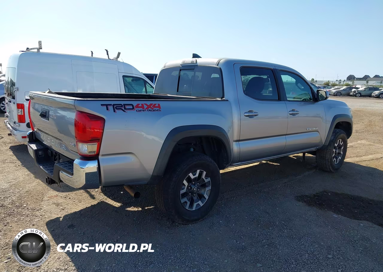 2017 Toyota Tacoma Trd Off Road VIN:3TMCZ5AN1HM067192 - 4