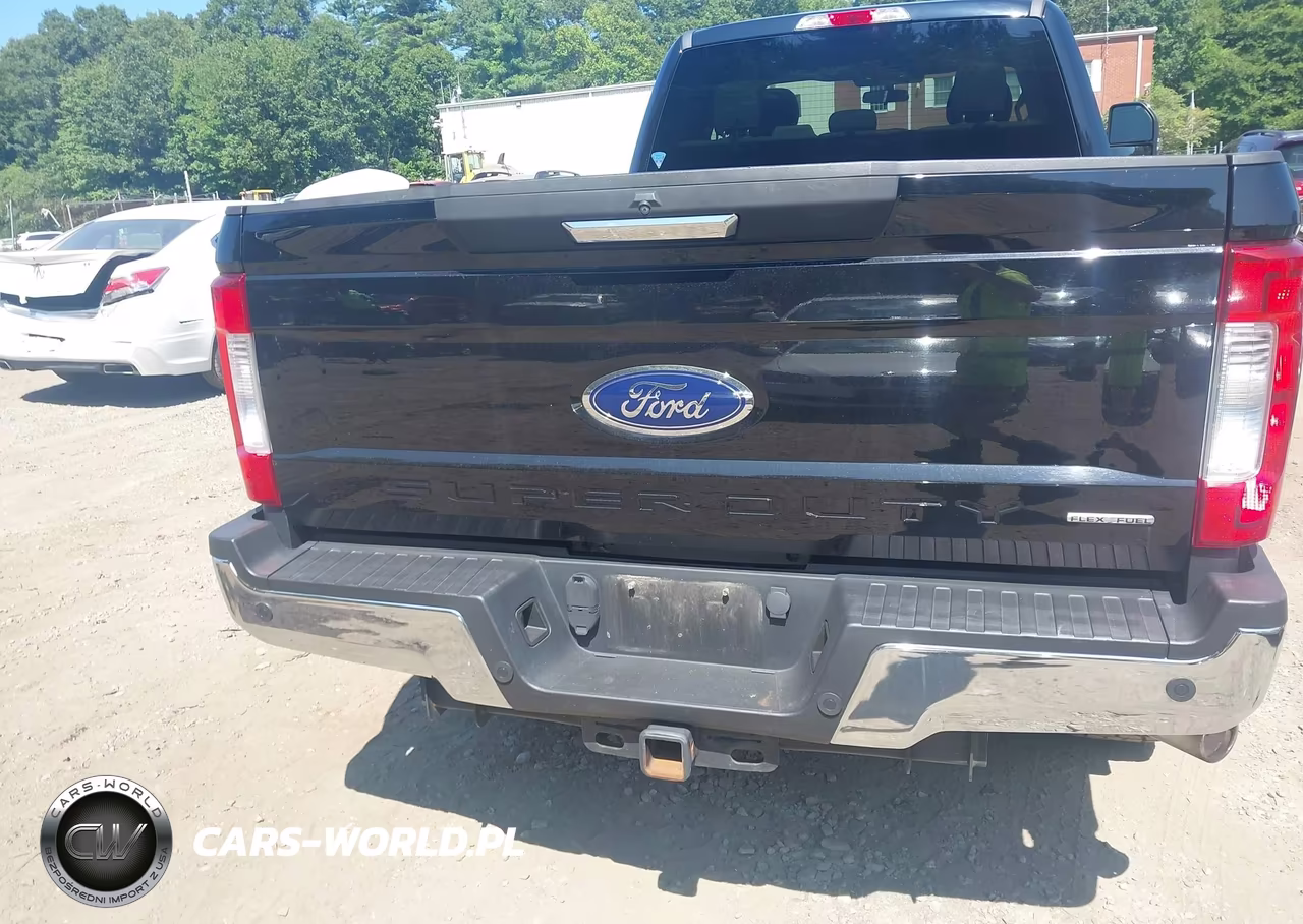 2017 Ford F-250 Xlt VIN:1FT7X2B69HED02828 - 16